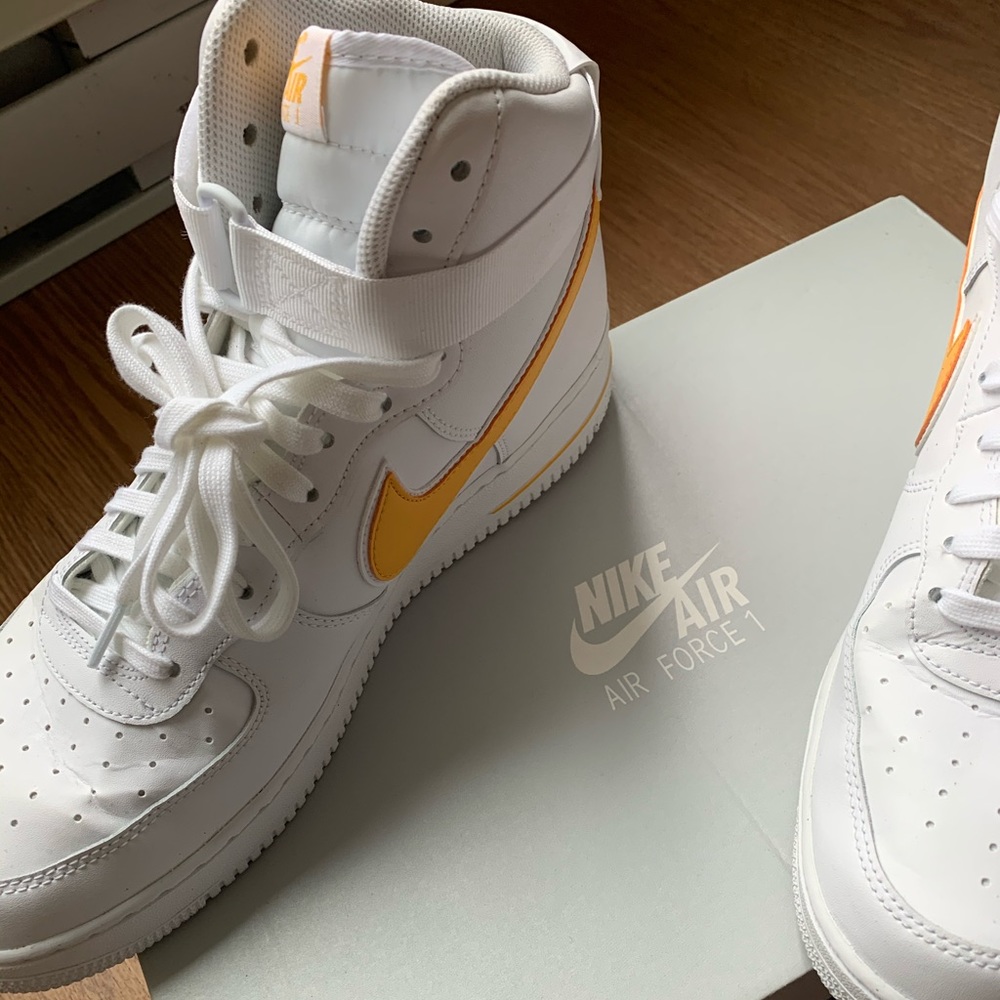 Nike Air Force 1 High ‘07 3 white university gold